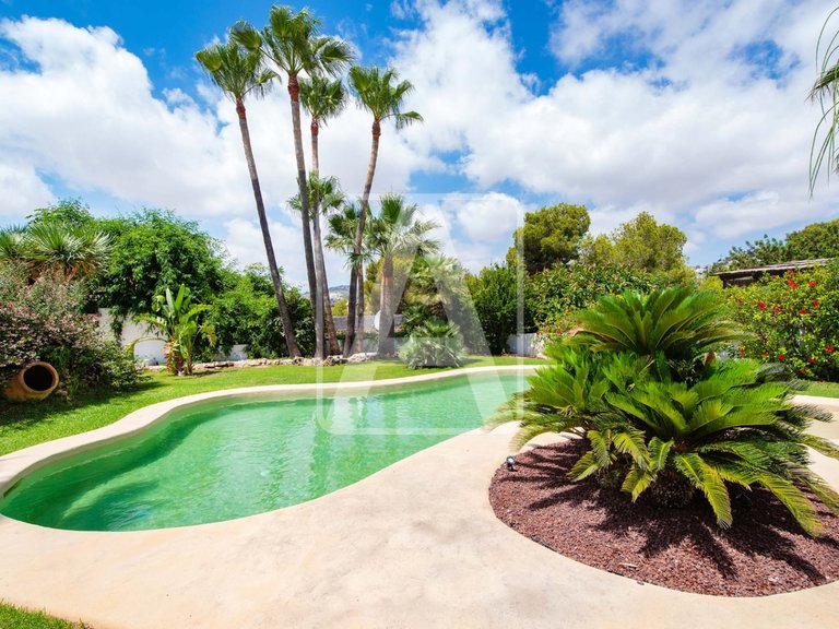 Villa for Sale in Moraira, Alicante 28