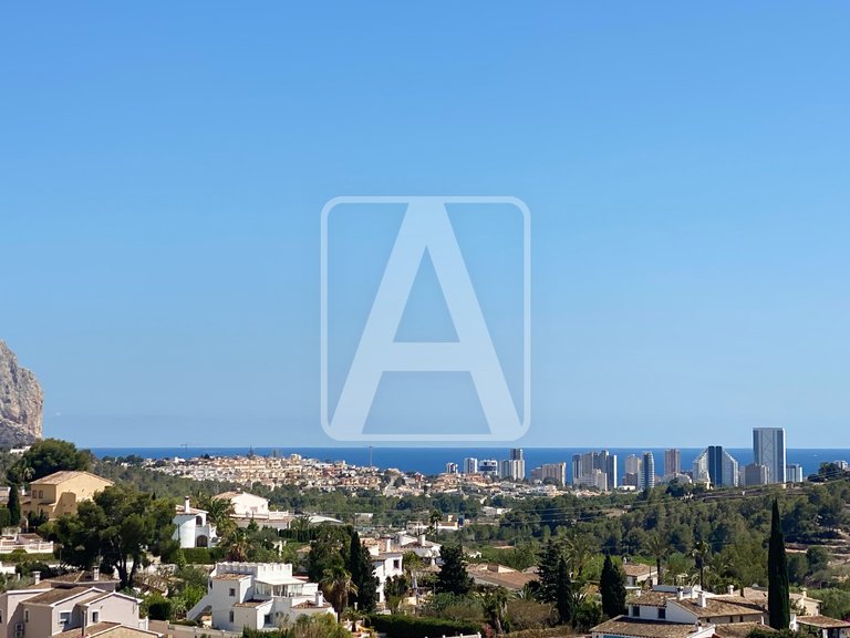 Villa for Sale in Calpe, Alicante 1