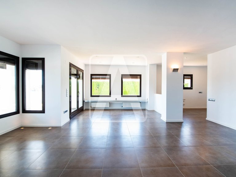 Villa for Sale in Moraira, Alicante 12