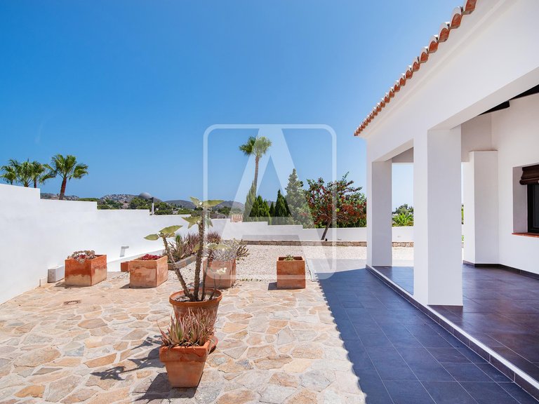 Villa for Sale in Moraira, Alicante 19