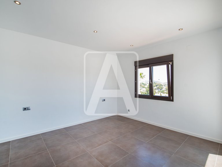 Villa for Sale in Moraira, Alicante 30