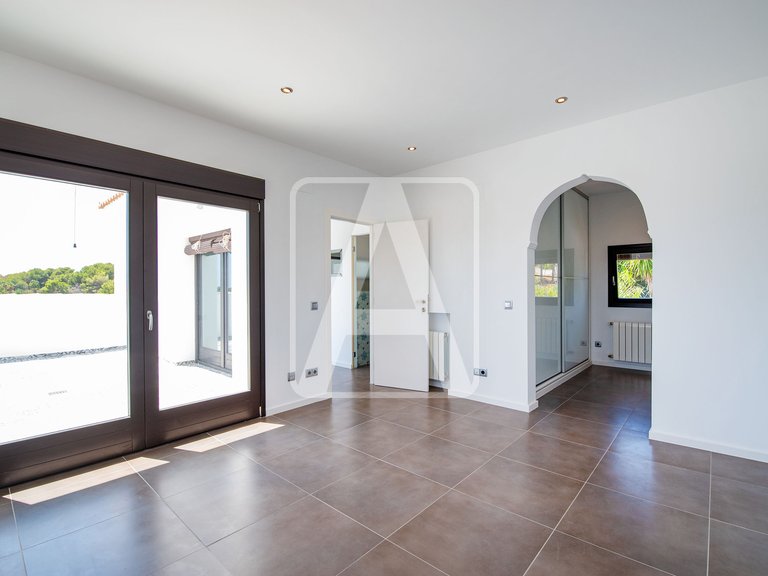 Villa for Sale in Moraira, Alicante 32