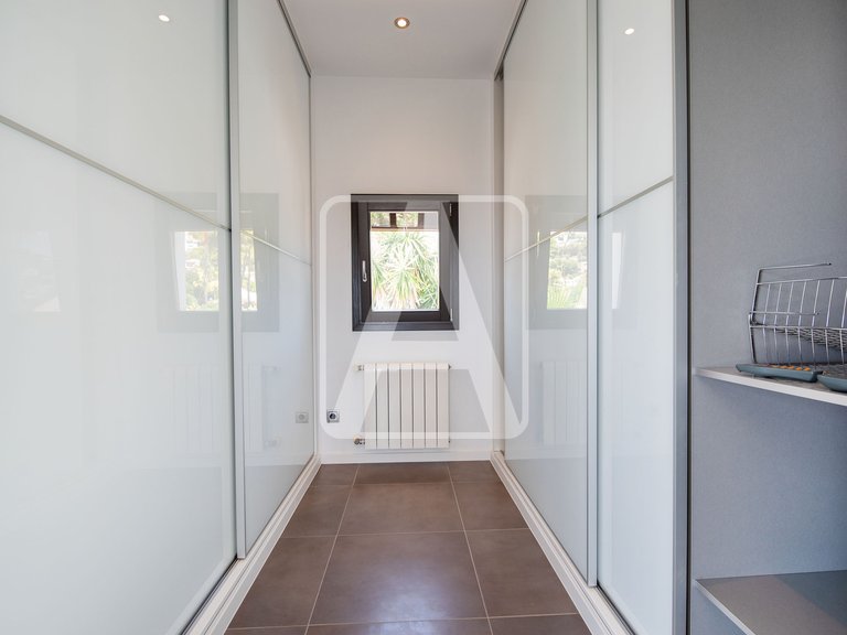 Villa for Sale in Moraira, Alicante 33