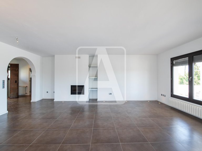 Villa for Sale in Moraira, Alicante 4