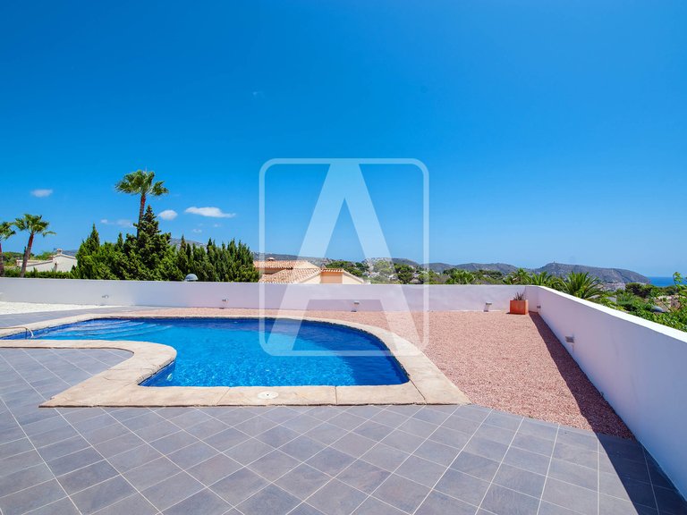 Villa for Sale in Moraira, Alicante 42