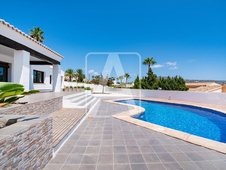 Villa for Sale in Moraira, Alicante 48
