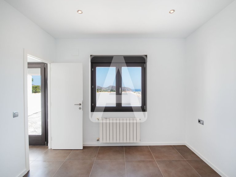 Villa for Sale in Moraira, Alicante 6