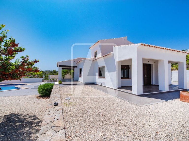 Villa for Sale in Moraira, Alicante 8