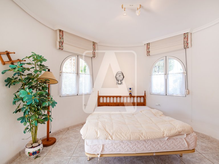 Villa for Sale in Calpe, Alicante 32