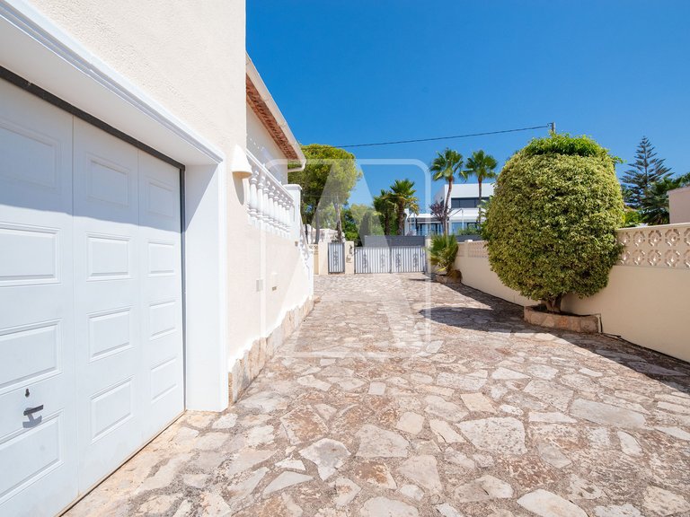 Villa for Sale in Calpe, Alicante 37