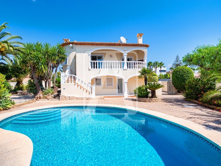 Villa for Sale in Calpe, Alicante 46
