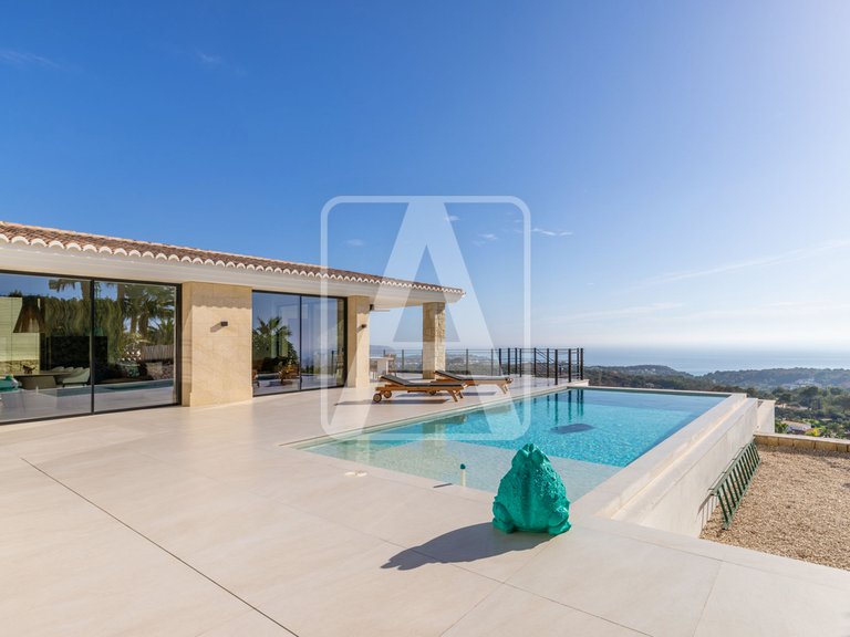 Villa for Sale in Benissa, Alicante 10