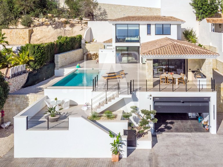 Villa for Sale in Benissa, Alicante 2