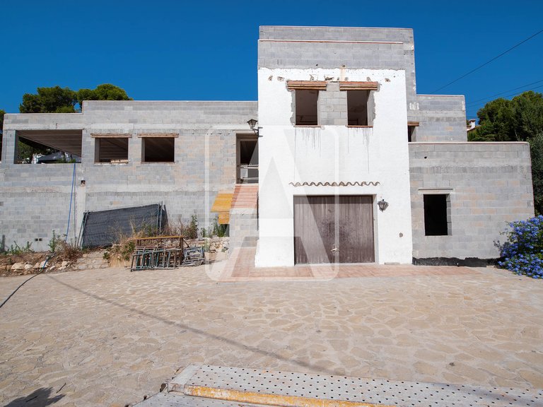 Villa for Sale in Moraira, Alicante 11
