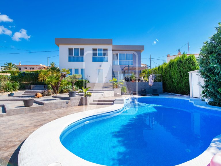 Villa for Sale in Calpe, Alicante 39