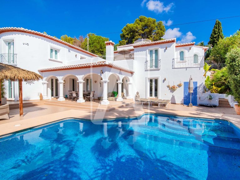 Villa for Sale in Benissa, Alicante 1