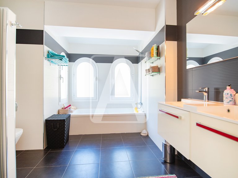 Villa for Sale in Benissa, Alicante 37