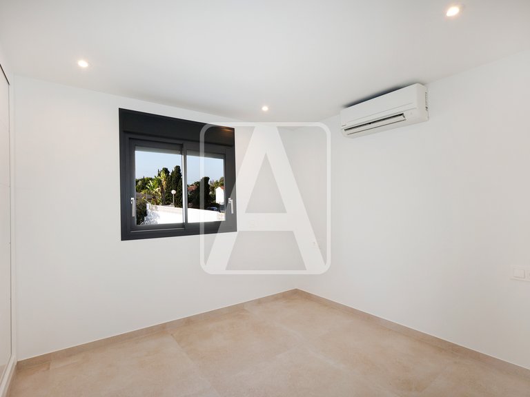 Villa for Sale in Calpe, Alicante 12