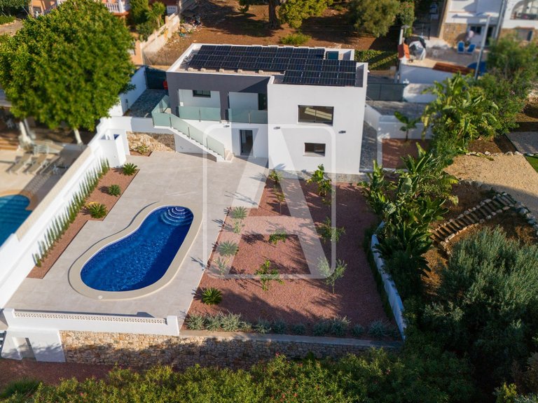 Villa for Sale in Calpe, Alicante 33