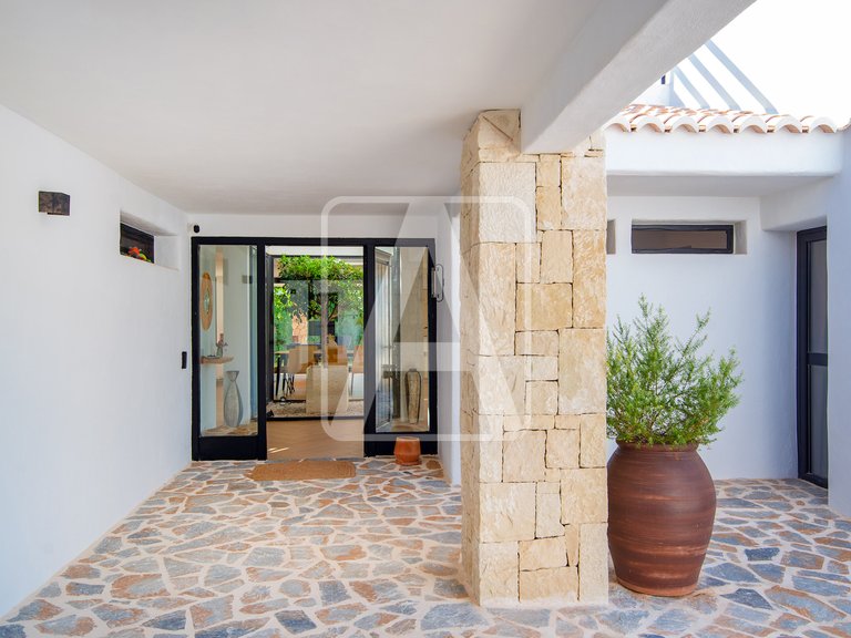 Villa for Sale in Benissa, Alicante 36