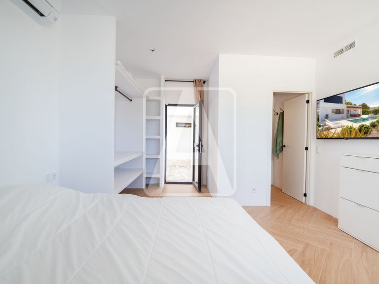 Villa for Sale in Benissa, Alicante 42