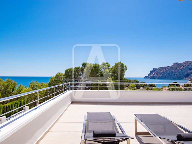 Villa for Sale in Calpe, Alicante 2