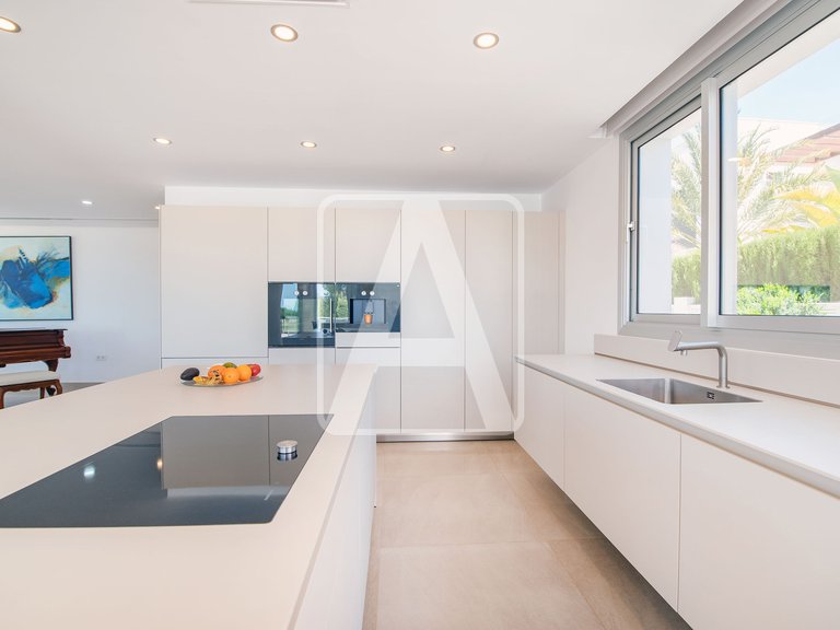 Villa for Sale in Calpe, Alicante 20