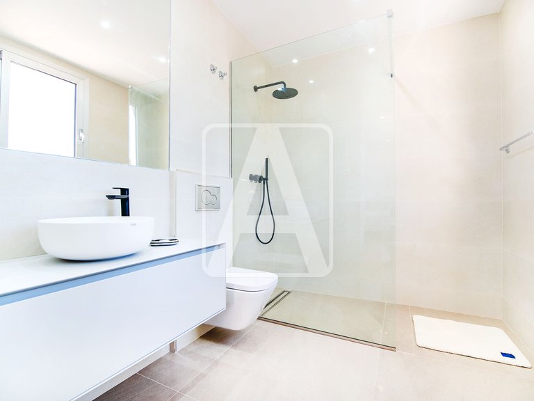 Villa for Sale in Calpe, Alicante 39