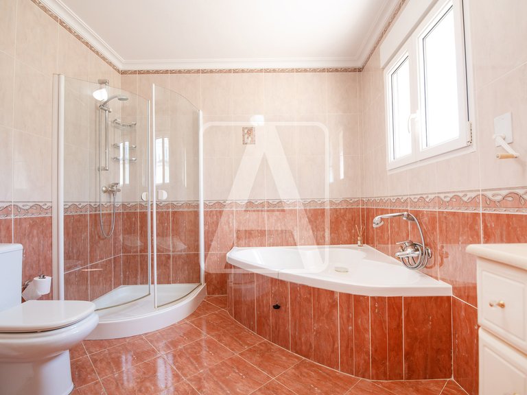 Villa for Sale in Benissa, Alicante 32