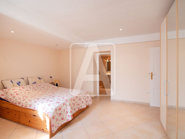 Villa for Sale in Benissa, Alicante 35
