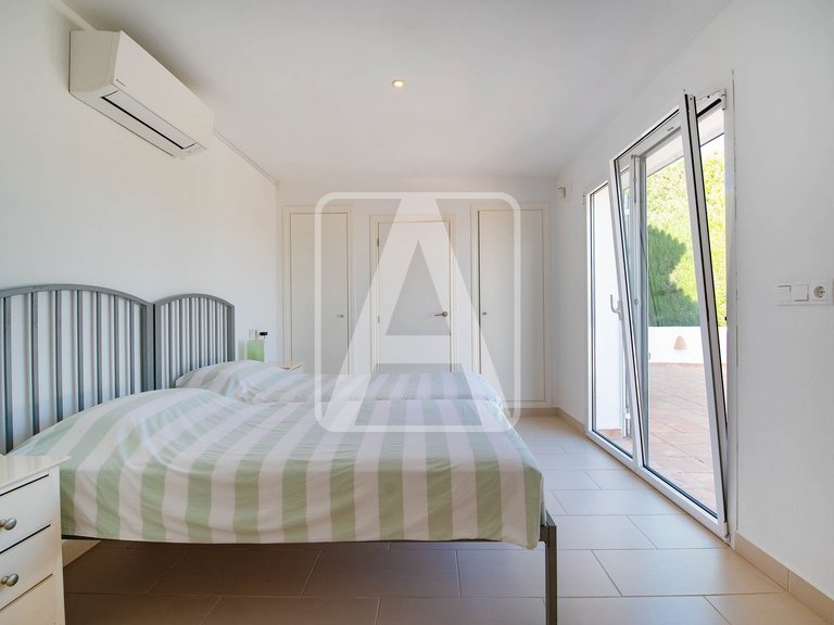 Villa for Sale in Benissa, Alicante 37