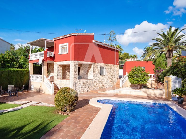 Villa for Sale in Calpe, Alicante 1