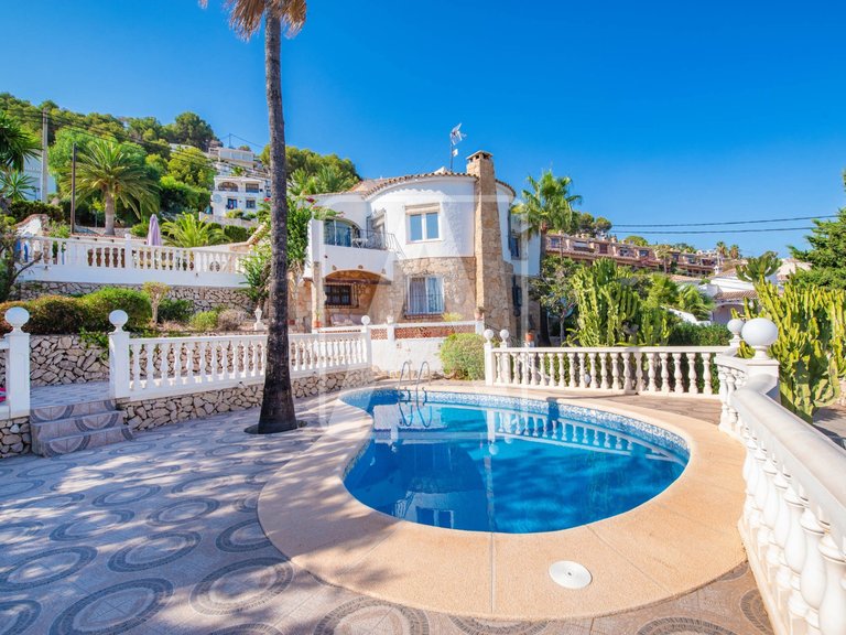 Villa for Sale in Moraira, Alicante 1