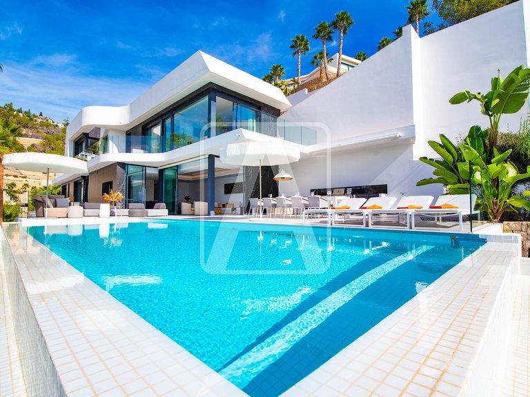 Villa for Sale in Benissa, Alicante 1