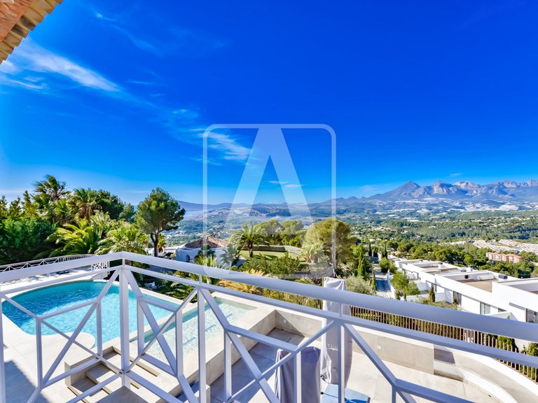 Villa for Sale in Altea, Alicante 39