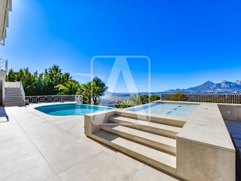 Villa for Sale in Altea, Alicante 8