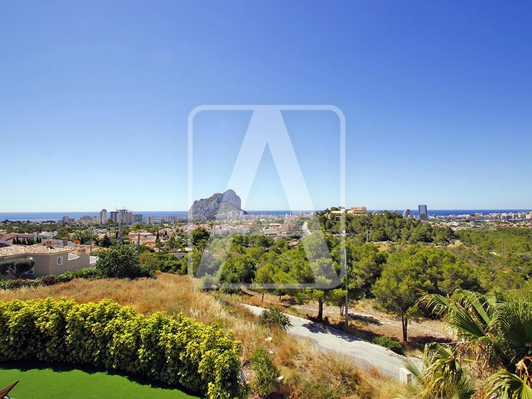Villa for Sale in Calpe, Alicante 40