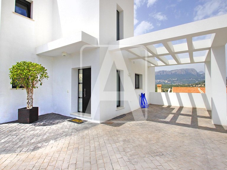 Villa for Sale in Calpe, Alicante 9