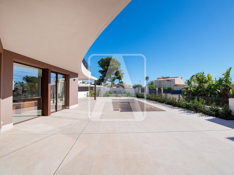 Villa for Sale in Calpe, Alicante 33