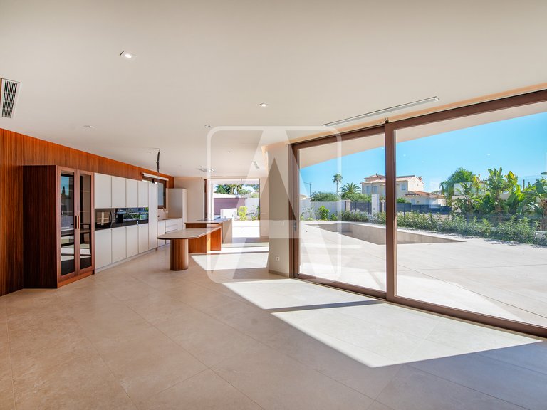 Villa for Sale in Calpe, Alicante 4