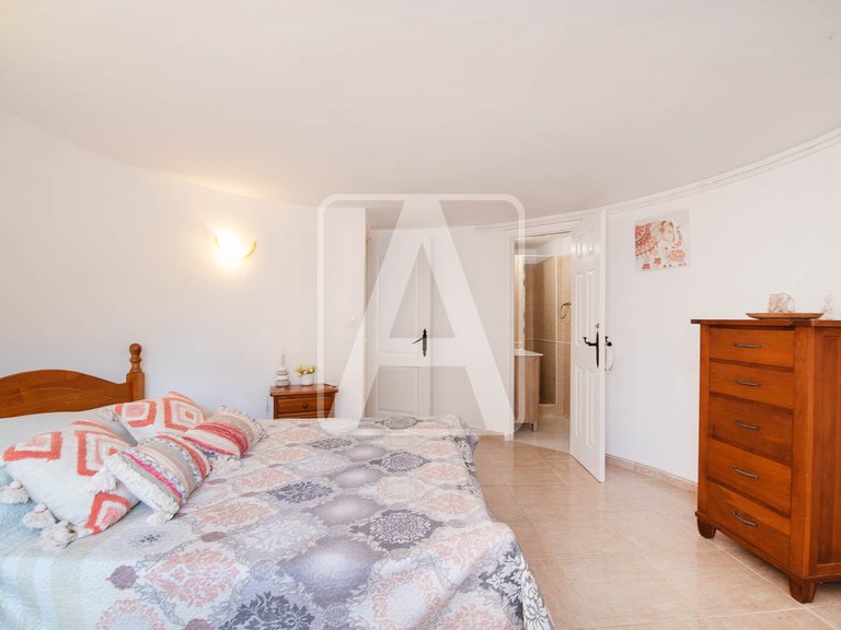 Villa for Sale in Calpe, Alicante 30