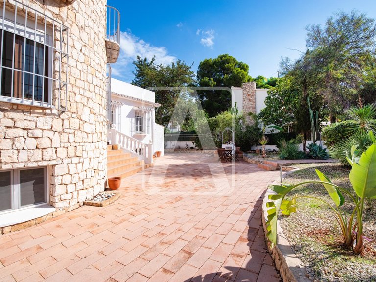 Villa for Sale in Calpe, Alicante 46