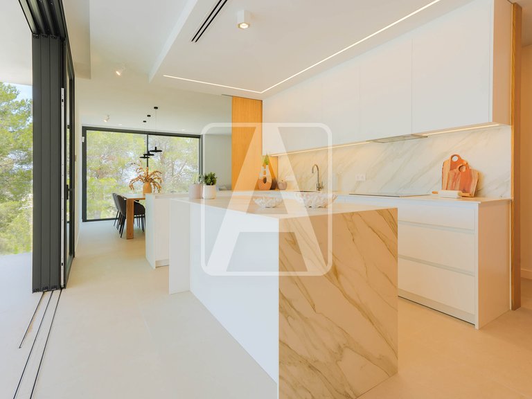 Villa for Sale in Moraira, Alicante 12