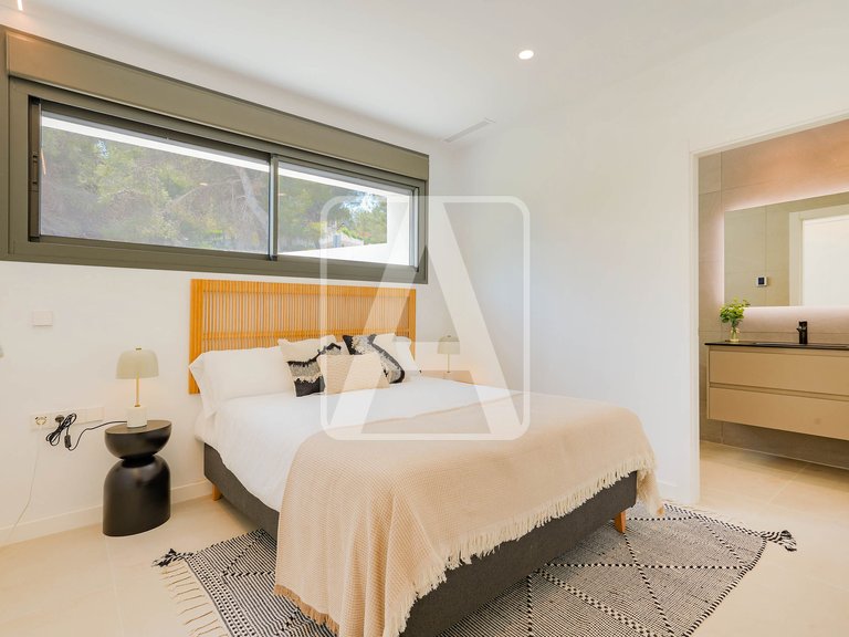 Villa for Sale in Moraira, Alicante 13