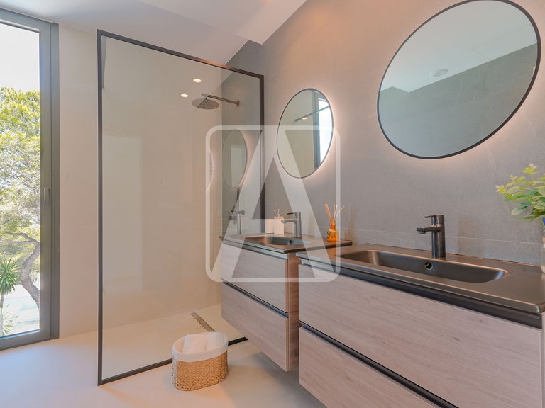 Villa for Sale in Moraira, Alicante 19