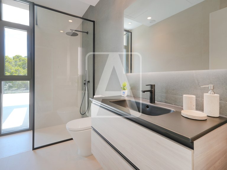 Villa for Sale in Moraira, Alicante 28