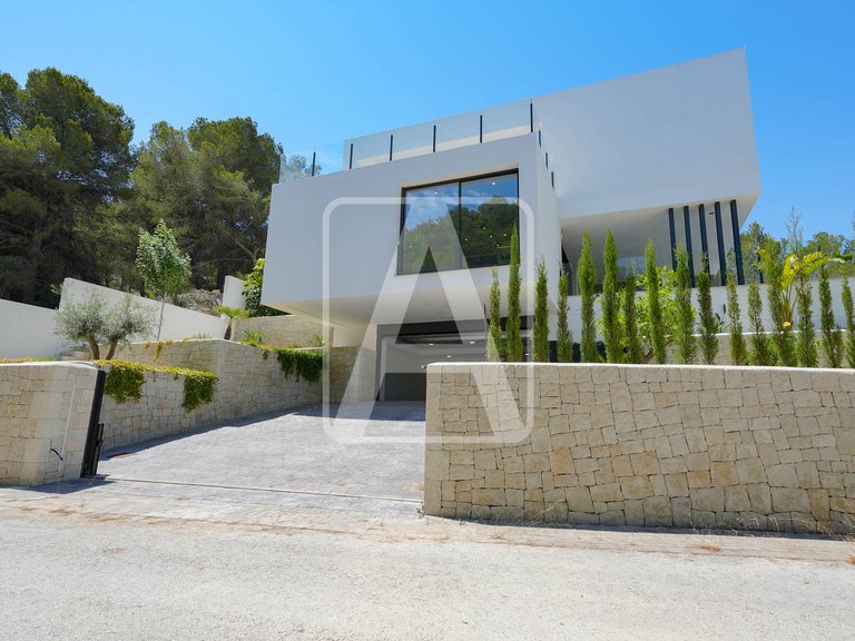 Villa for Sale in Moraira, Alicante 34