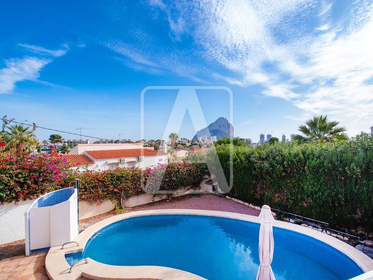 Villa for Sale in Calpe, Alicante 2
