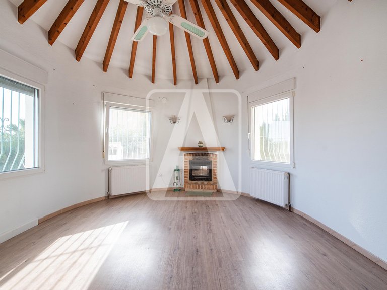 Villa for Sale in Calpe, Alicante 4