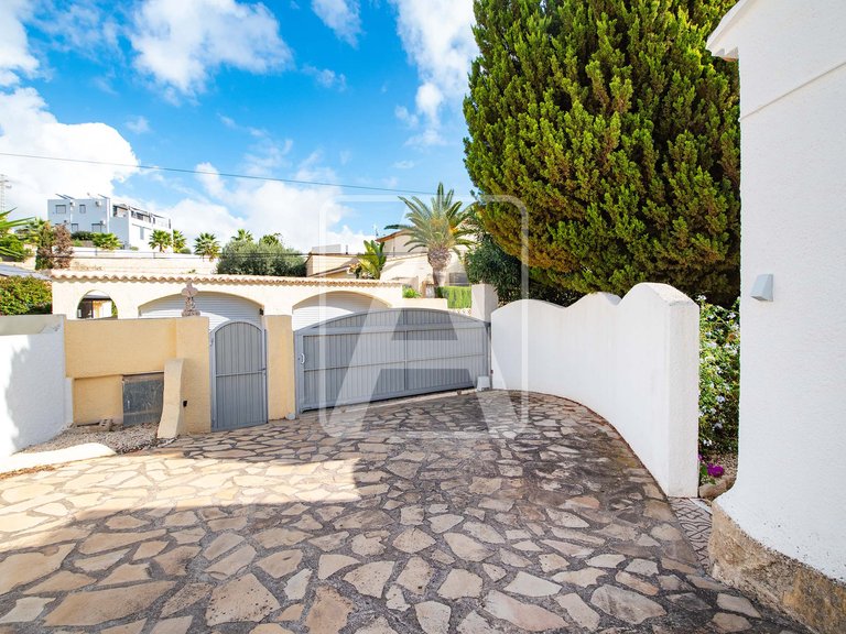 Villa for Sale in Benissa, Alicante 41